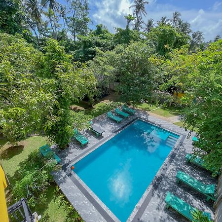 Easy Living Hotel Hikkaduwa Buitenkant foto